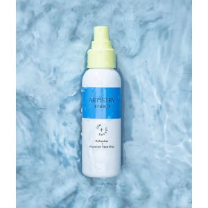 Bruma Facial Refrescante + Protectora Artistry Studio™